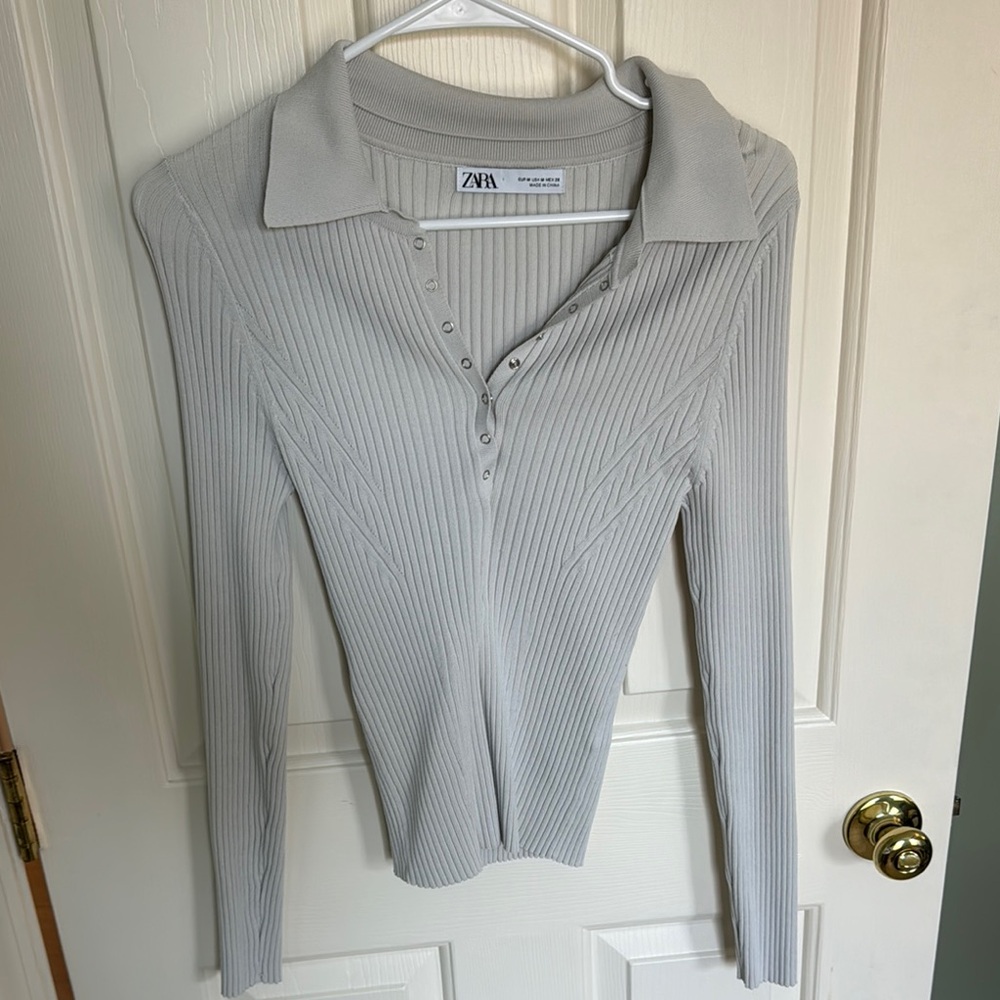 Zara Women's Gray Ribbed Top